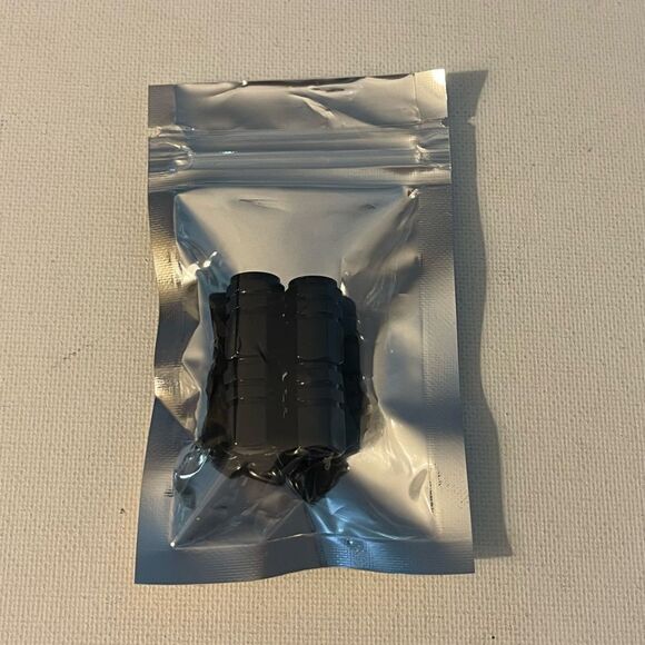 AMG Mercedes Benz Logo valve Stem caps in Black set of 4 NWT - Picture 4 of 5
